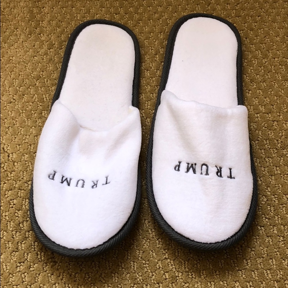 Trump Slippers - Picture 3 of 3